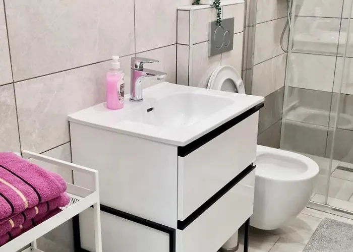 Lux With Free Parking